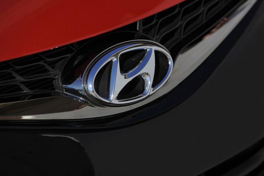  Hyundai Elantra Coupe 2014 года  (фото 5 из 25)